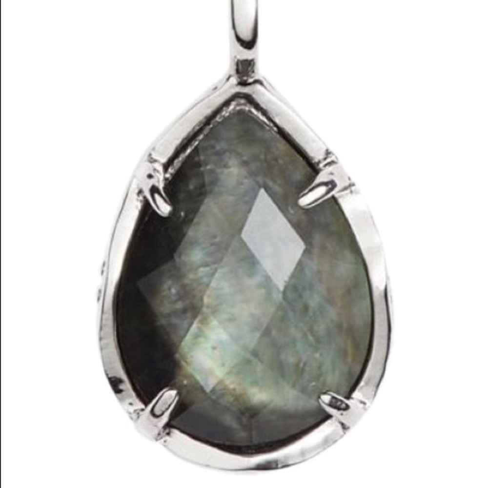 DISCONTINUED Kendra Scott Kiri teardrop NECKLACE